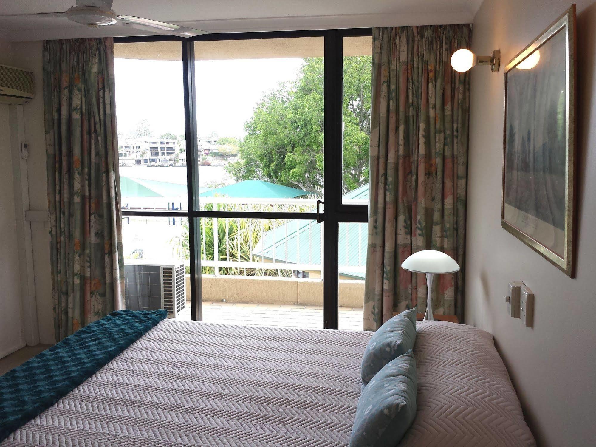 Kirribilli Apartments Брісбен Екстер'єр фото
